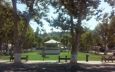 West Side Memorial Park